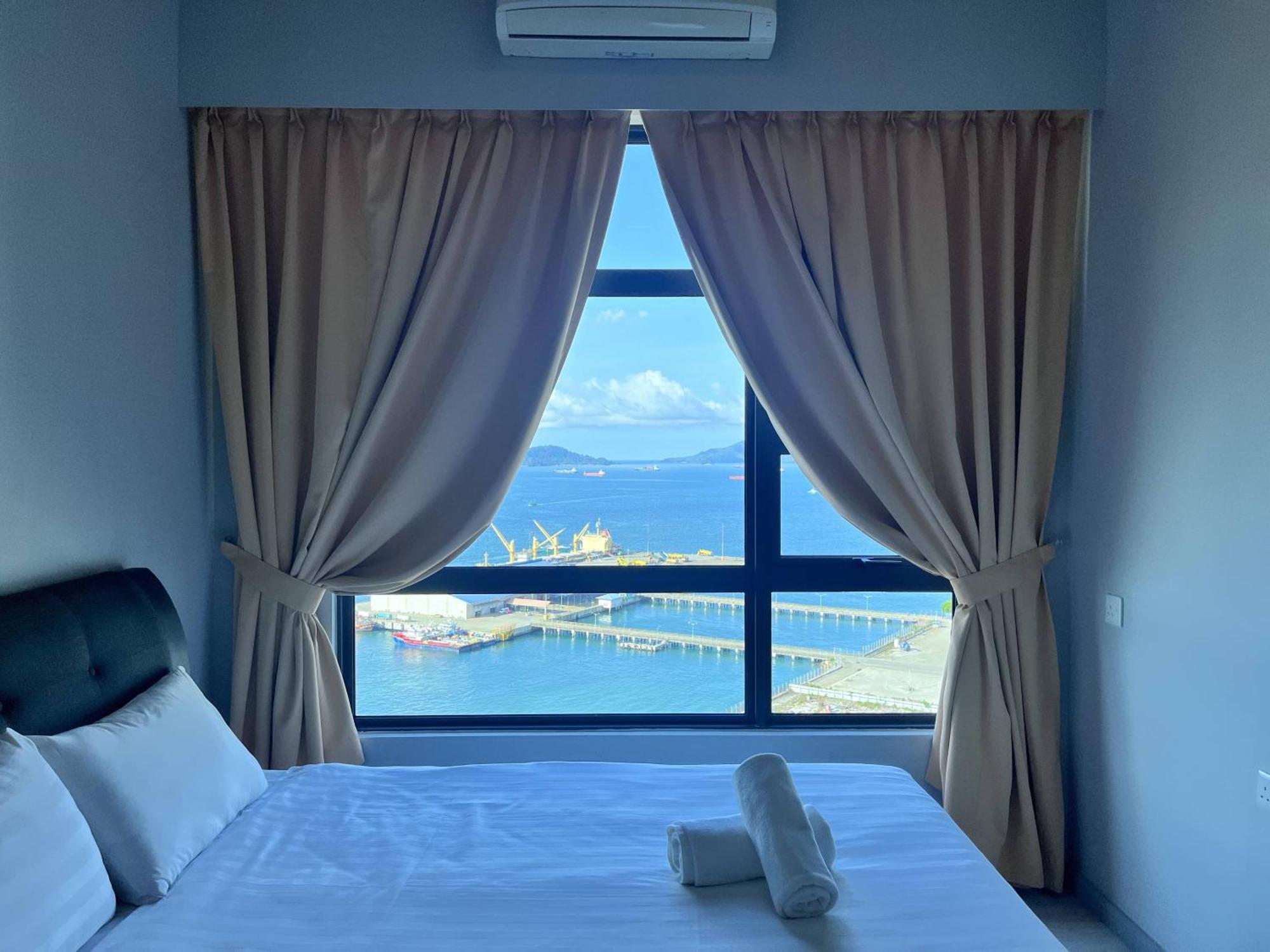 Splendours Condos@jesselton Quay Apartment